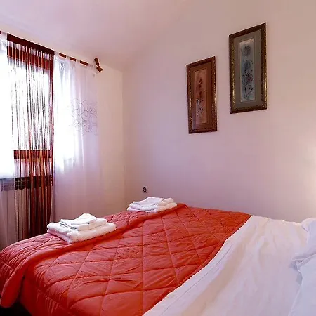 Apartment Milena *